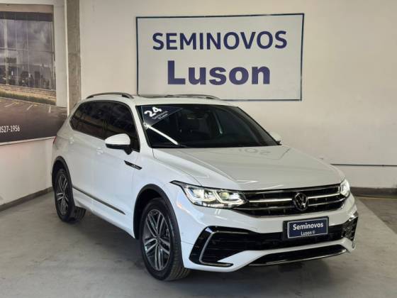VOLKSWAGEN TIGUAN 2.0 300 TSI GASOLINA ALLSPACE R-LINE AUTOMÁTICO VOLKSWAGEN TIGUAN 2.0 300 TSI GASOLINA ALLSPACE R-LINE AUTOMÁTICO